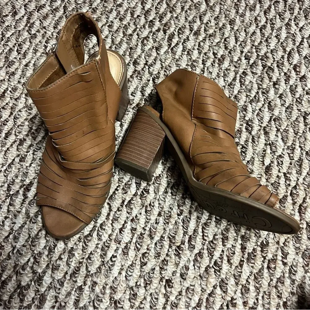 Circus by Sam Edelman Brown Strappy Booties Ankle Boots Size 8